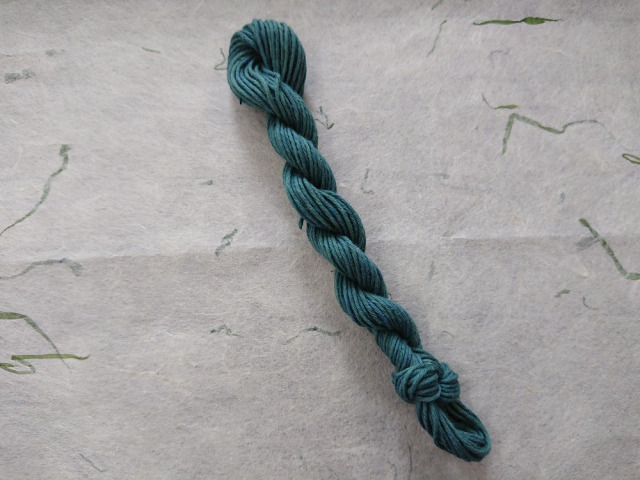 越後路　草木染め　糸