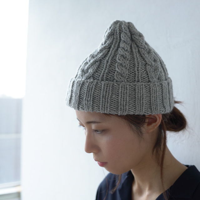 原ウール ニットワーム 毛糸 メランジ 極太 作品の帽子