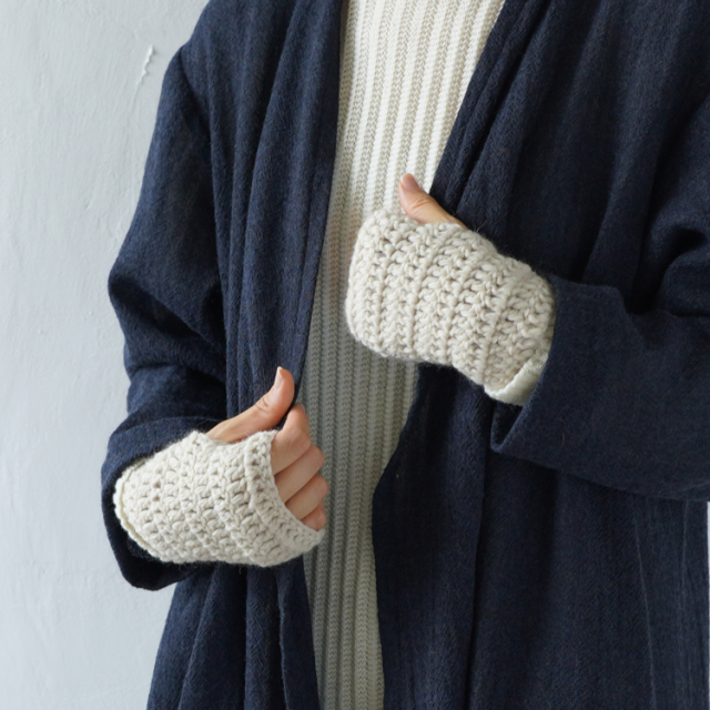 モクウール作品ハンドウォーマー2