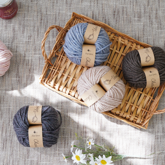 Knitworm Chatea Uva メランジ極太 1玉