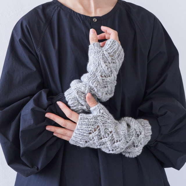 Knitworm みんなのセーター ソリッド 1玉 10506uv20768