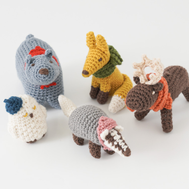 Knitworm Hug M (ハグ並太) 1玉