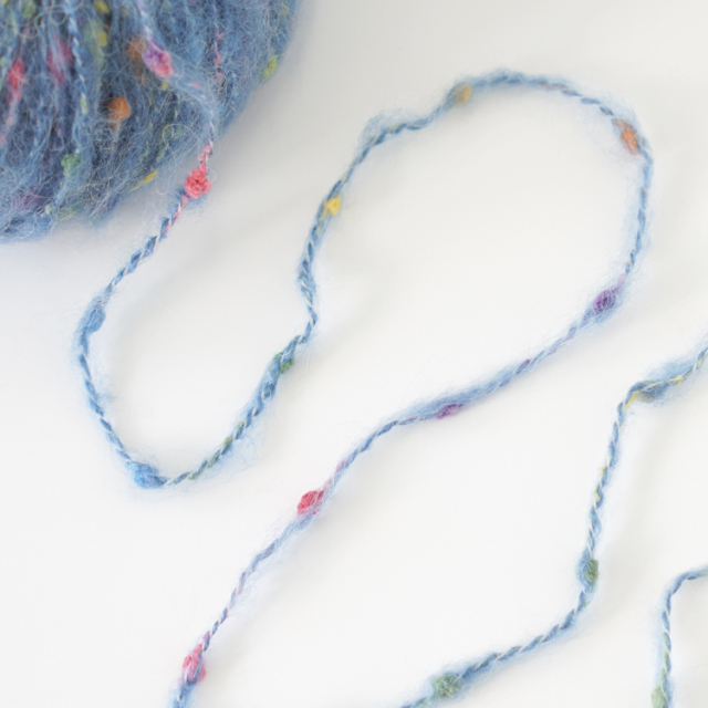 Knitworm Chatea チャティふんわりポンポン