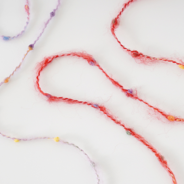 Knitworm Chatea チャティふんわりポンポン