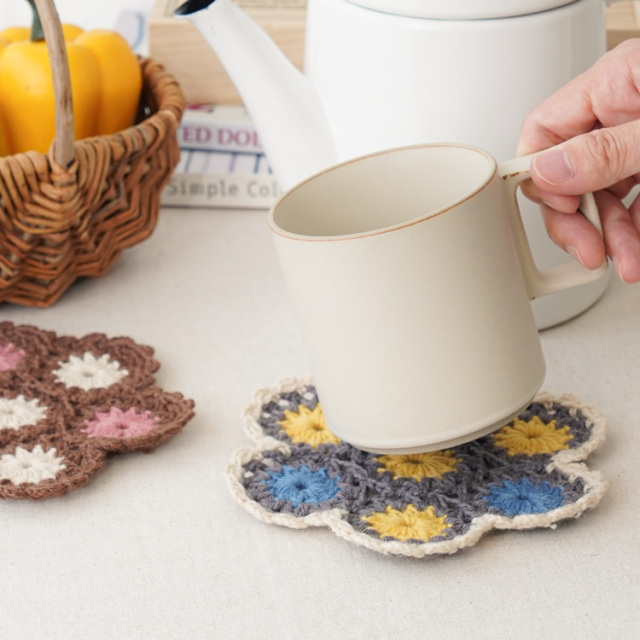 毛糸 Knitworm Lana socks ラーナソックス 中細 40g(約148m) 作品例2