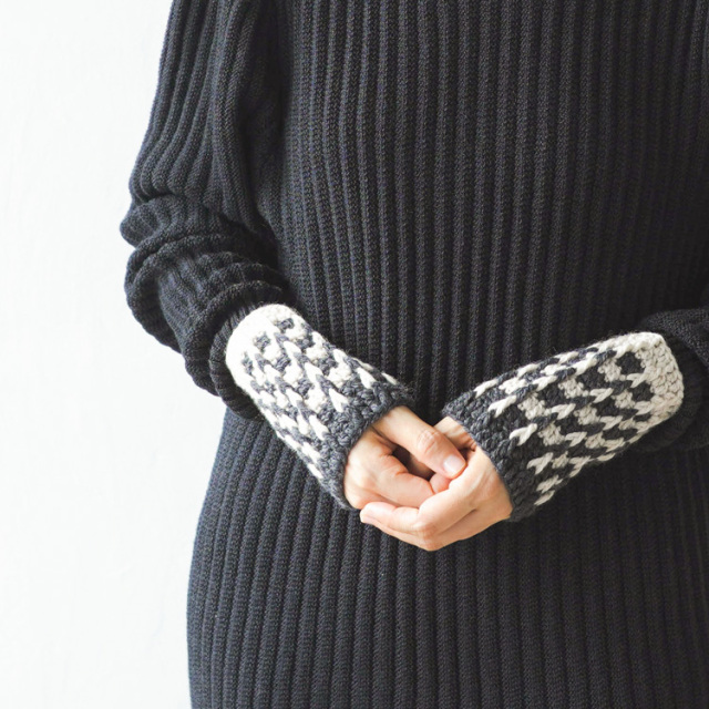 #2-9 引き上げ模様のリストウォーマーキット