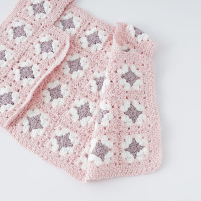 ハンドメイド　手編み　ベスト　レッド　ピンク 10910uv10613_01_a.jpg