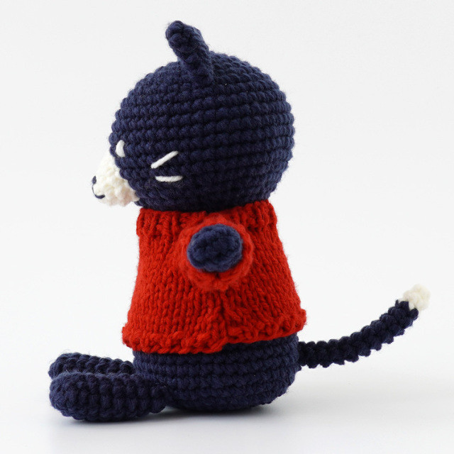 編み物キット #5-1 セーターを着たネコ 手編み糸と生地 イトヘンラボ