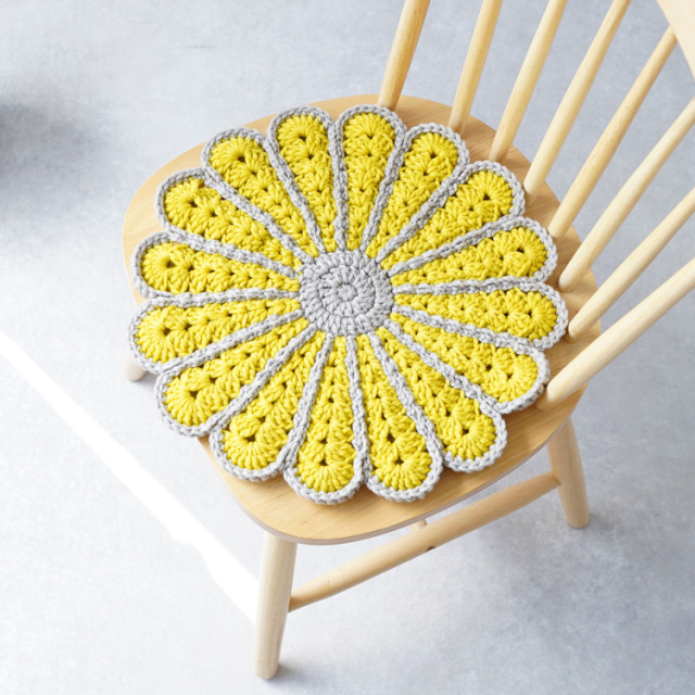 #5-4 お花の円座