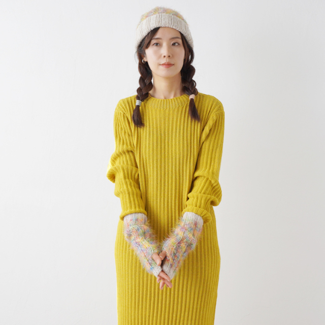 ふわふわのロングアームウォーマー