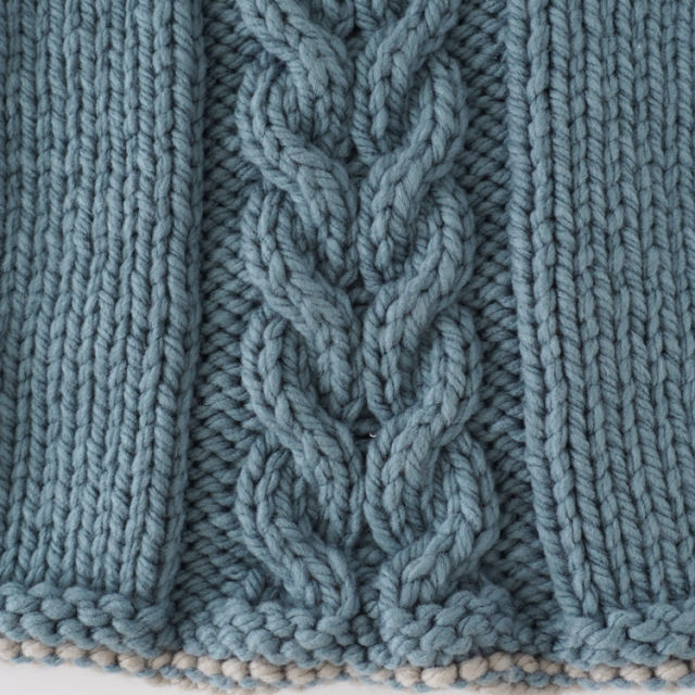 ケーブル模様の角座