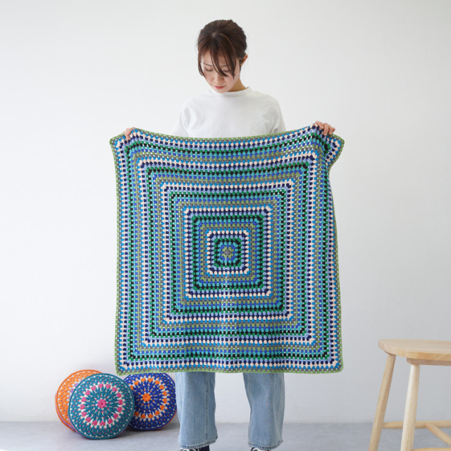 knitworm 編み物キット #10-9 グラニーモチーフブランケット