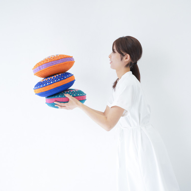 knitworm 編み物キット #10-10 モロッカン風クッションカバー