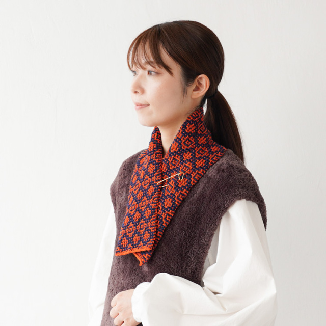 #21-8 すべり目模様のミニマフラー 10910uv55219