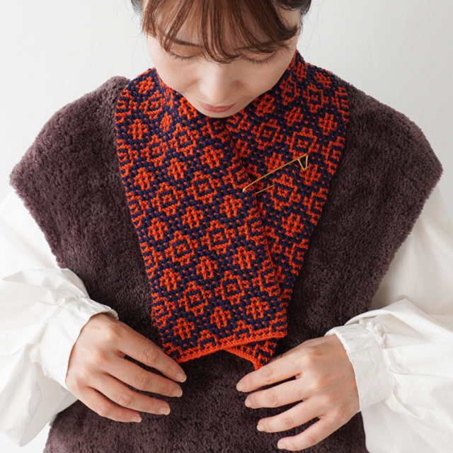 #21-8 すべり目模様のミニマフラー 10910uv55219