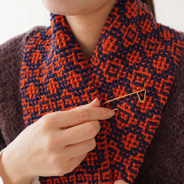 #21-8 すべり目模様のミニマフラー 10910uv55219