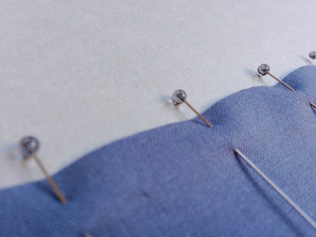 CLOVER LABO シルク待針 ホワイト グレー