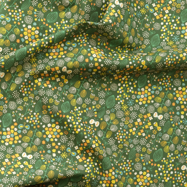 HIRVI マンスリー生地 ちょうちょと緑の野原　画像2