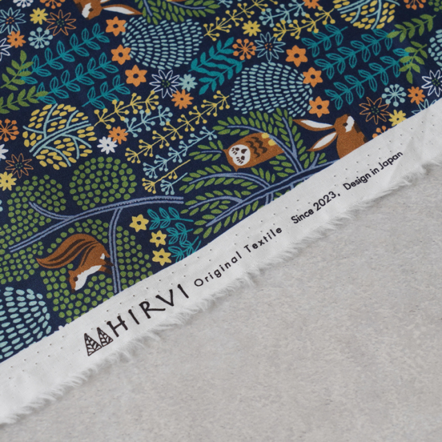 生地 HIRVI シーチング かくれんぼ