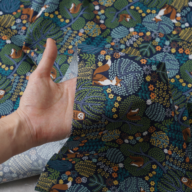 生地 HIRVI シーチング かくれんぼ