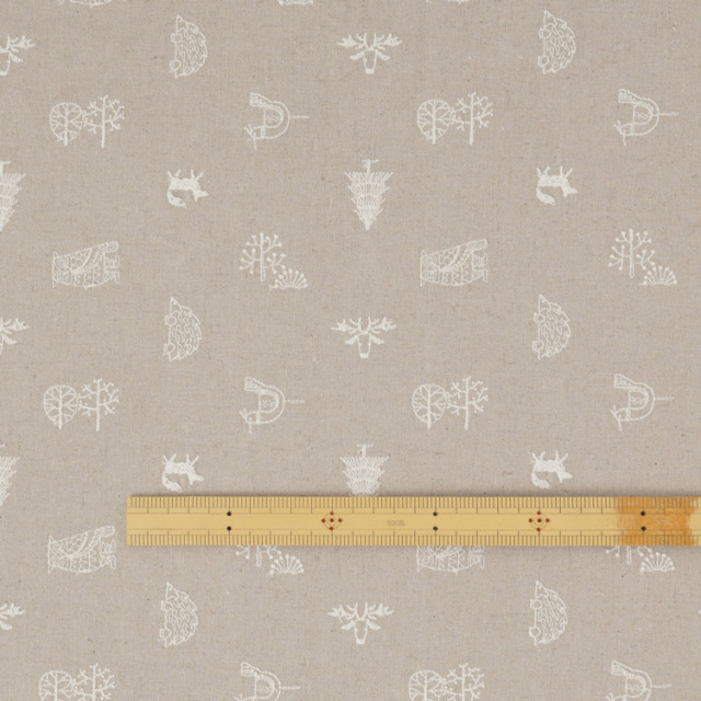 HIRVI 刺繍生地 森のお散歩