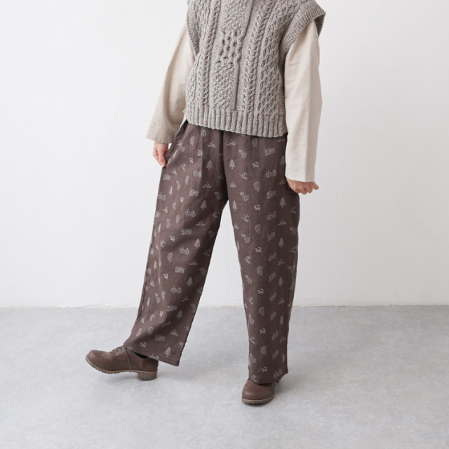 HIRVI 刺繍生地 森のお散歩