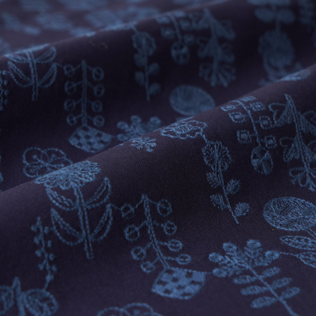 HIRVI 刺繍生地 咲くさく