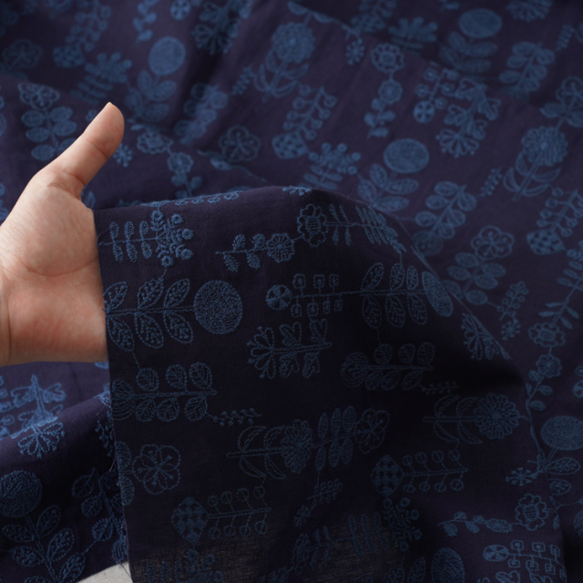 HIRVI 刺繍生地 咲くさく