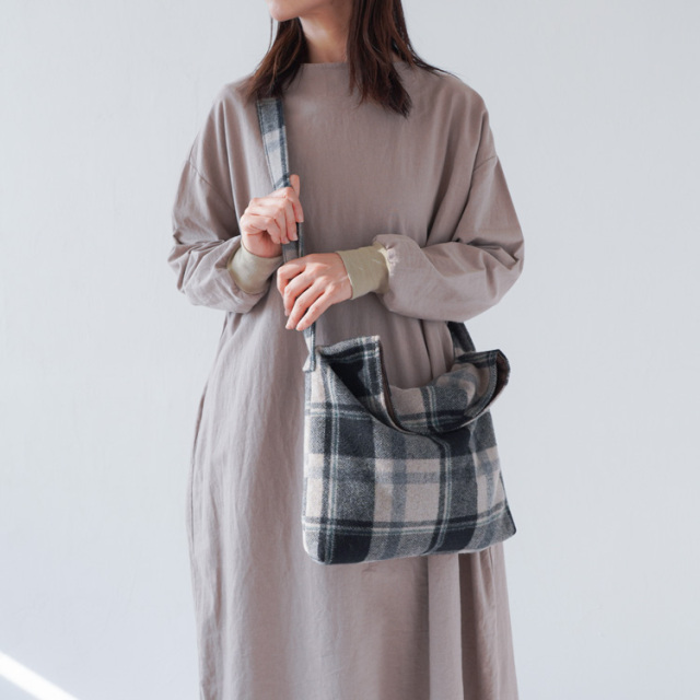 【ソーイングキット】B-3 四角いショルダーバッグキット モッサベージュ