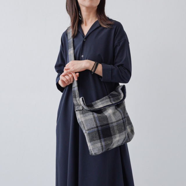 【ソーイングキット】B-3 四角いショルダーバッグキット モッサグレー