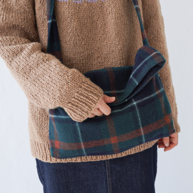 【ソーイングキット】B-3 四角いショルダーバッグキット モッサグリーン