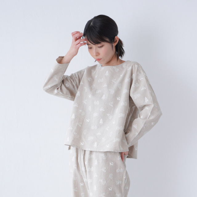 【型紙】SEWING PATTERNS A後ろボタンのベーシックプルオーバー