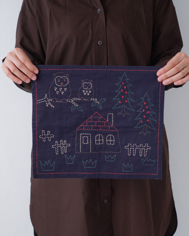 ＼10%OFF／ Tale & Tapestry 赤ずきん 図案に沿って刺すだけ！かんたんキット 刺し子のふきん