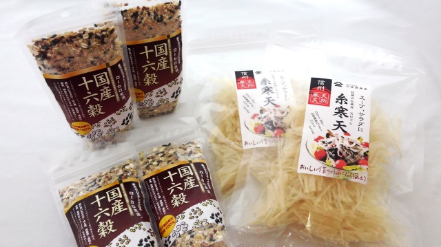 国産十六穀 国産100 の雑穀16種類 天然糸寒天 たっぷりお徳用 0g 天然糸寒天の小笠原商店