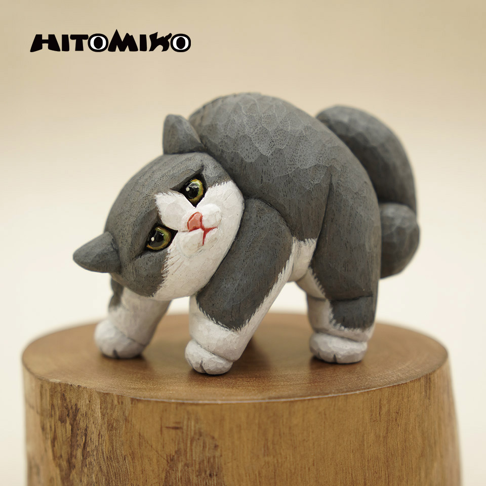 やんのかステップ木彫作品　グレーハチワレノーマル【HITOMIKO（木村 瞳）】※一点物　