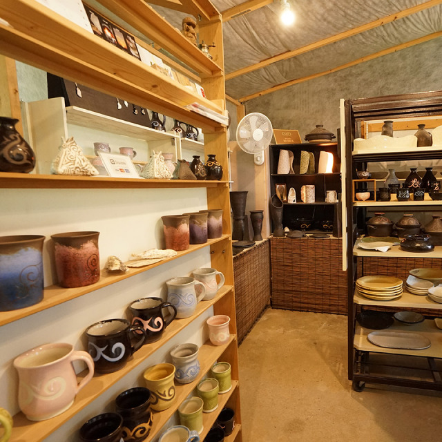 緑釉印文丸鉢【Studio  MUSICA（児島和孝）】