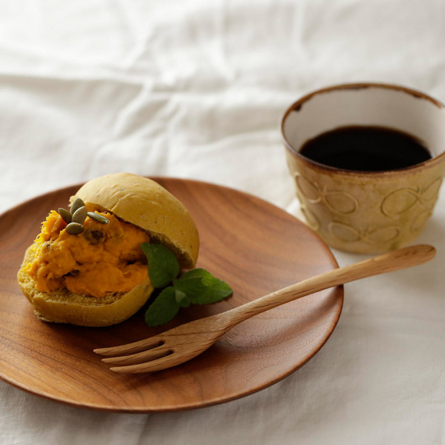 丸皿（12cm・15cm・18cm・21cm、パイン・ウォールナット・チェリー・オーク）【ことのは木工舎（阿部祥次郎）】