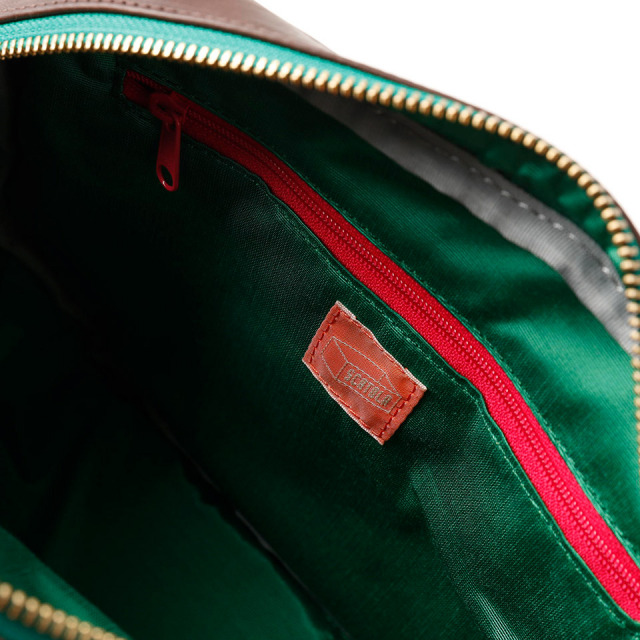 GINAレザー８角ポシェット（茶）【SCATOLA（玉川佳）】