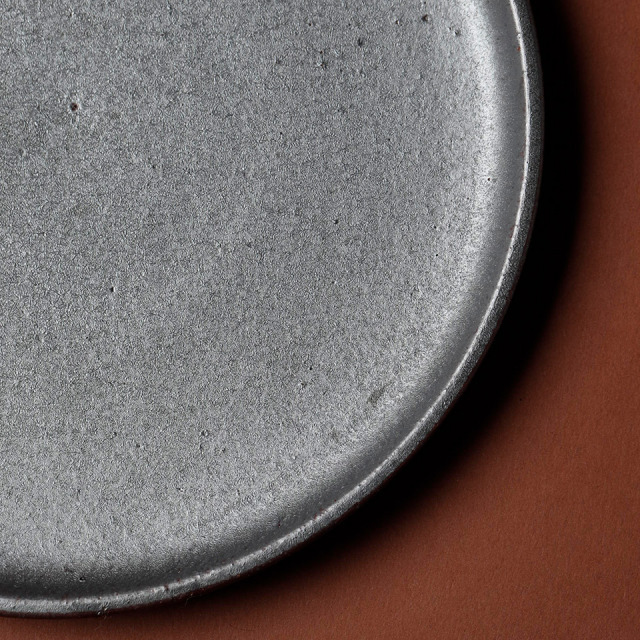 黒Ф20?Bプレート【うつわと手仕事の店 研（敦賀研二）】