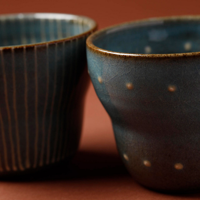 青磁フリーカップ（水玉）【うつわと手仕事の店 研（敦賀研二）】