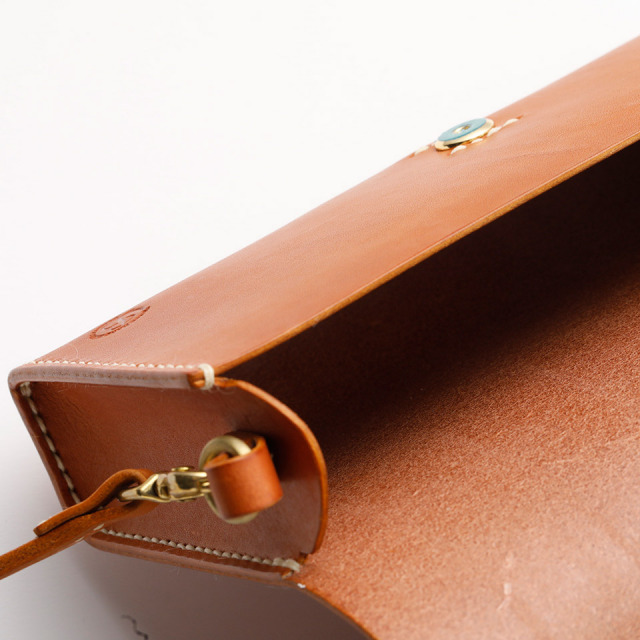 ショルダーバッグ（キャメル）【BLESS（井手英史）】