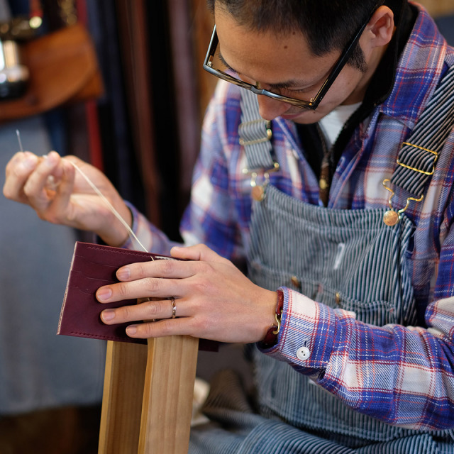 ショルダーバッグ（キャメル）【BLESS（井手英史）】