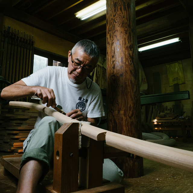 銀杏のスツール【工房はーべすと（黒川コータロー）】