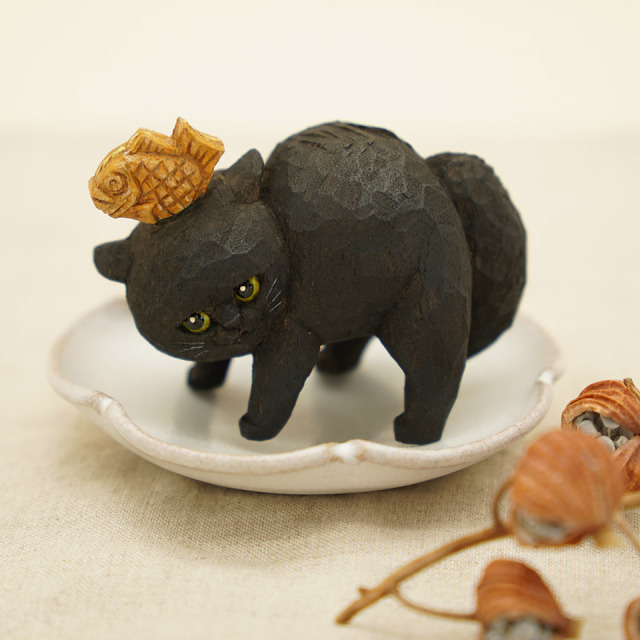 やんのかステップ木彫作品 木彫作品 スイーツ乗せ たい焼き【HITOMIKO