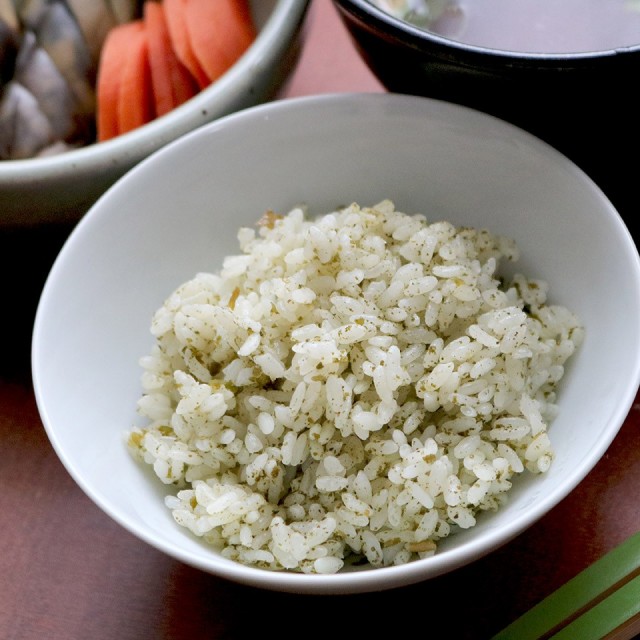 ［ちょっとお得！送料込］わかこ -わかめの粉-　2袋【山下商店】