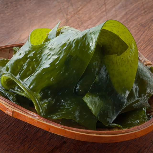 ［ちょっとお得！送料込］乾燥くきわかめ・乾燥わかめ【山下商店】