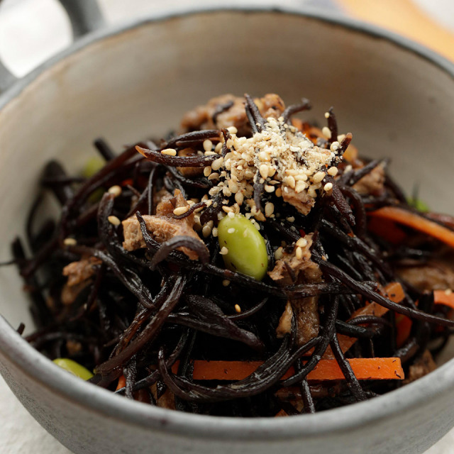 ［まとめ買いでお得！送料無料］いとしま 干しひじき　4袋【山下商店】