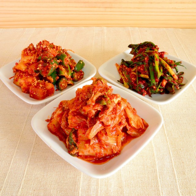 玉家のキムチセットD（白菜、葱、胡瓜＆大根）【玉家のキムチ工房】