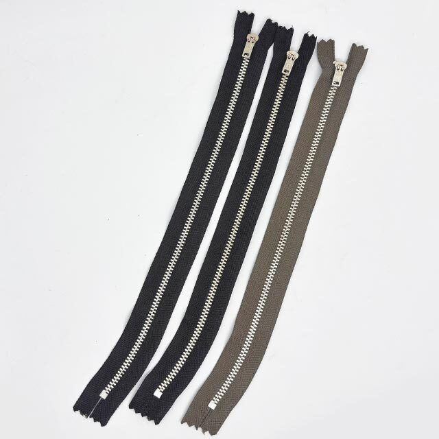 シュトラ　3枚セット 3Y 止 ファスナー（ミトラファスナー・カーブ有） 26cm、28cm