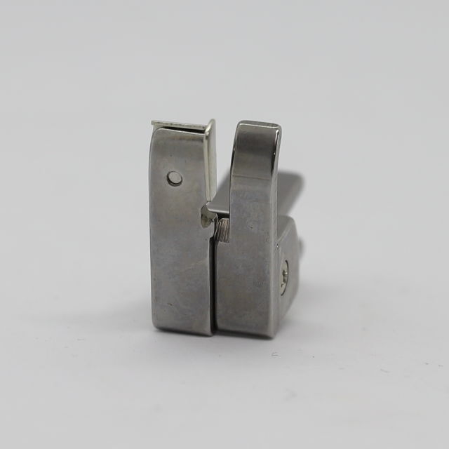 落し縫い用押え（ガイド付き）　ＮＬ-３１G